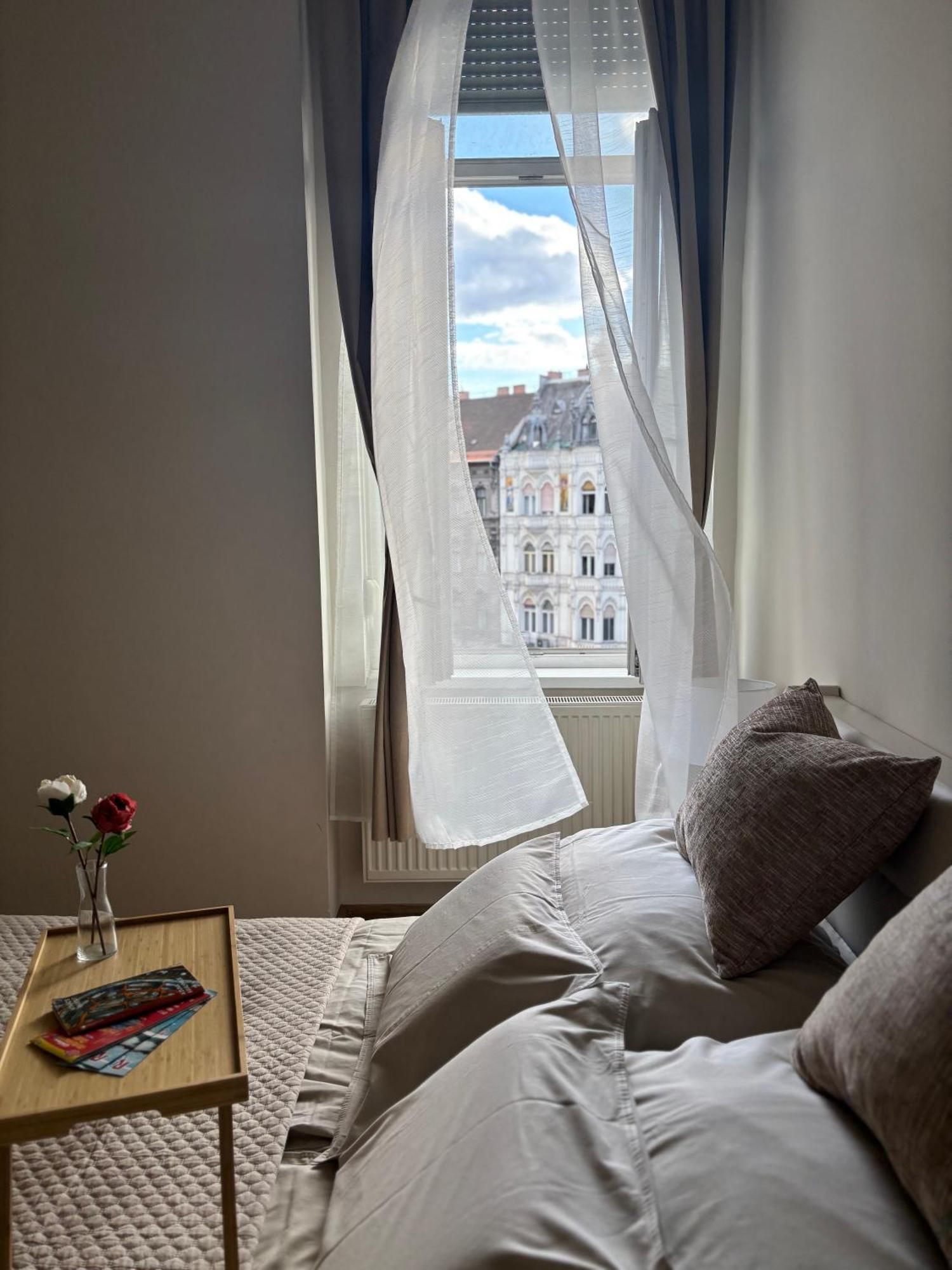 Synagogue Gozsdu Corner Apartment Budapest Extérieur photo